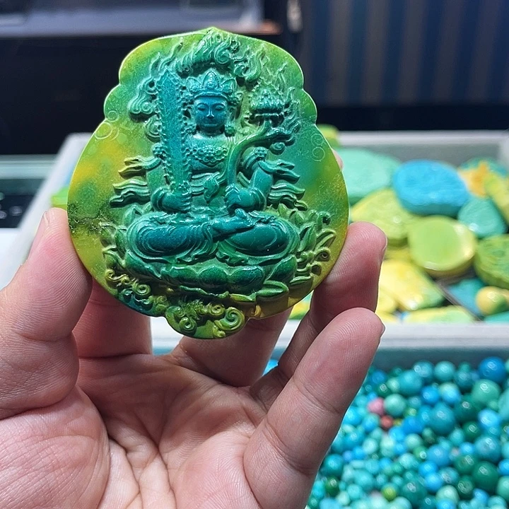 高瓷雕刻精品精美