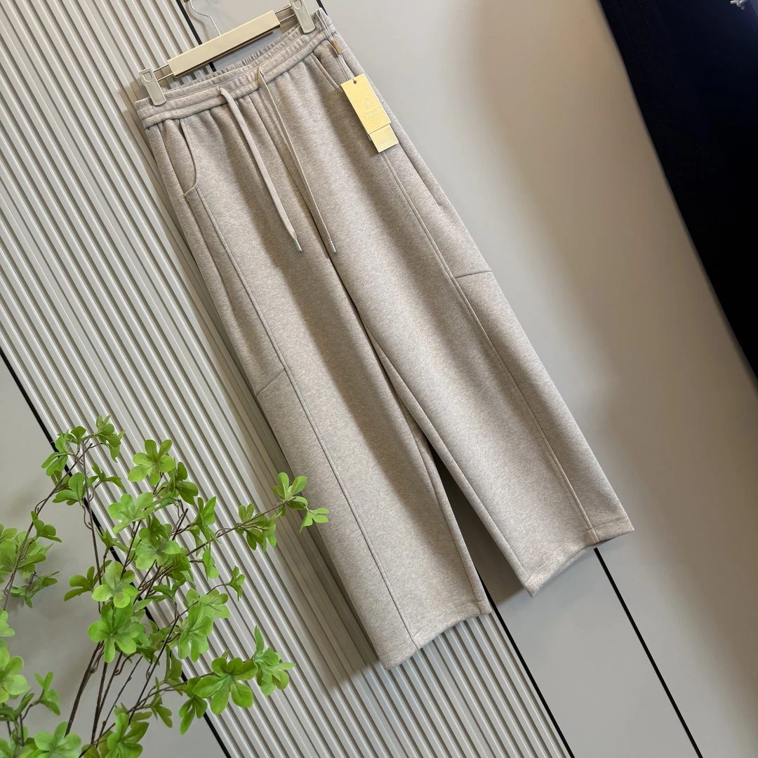 w15073羊毛香蕉裤(裤长1米左右)