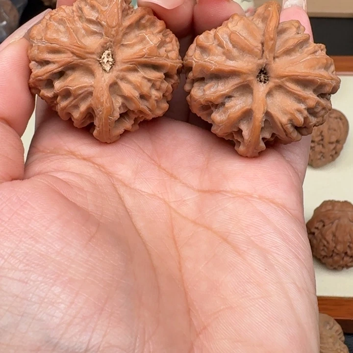 文玩核桃吊坠全品苹果40