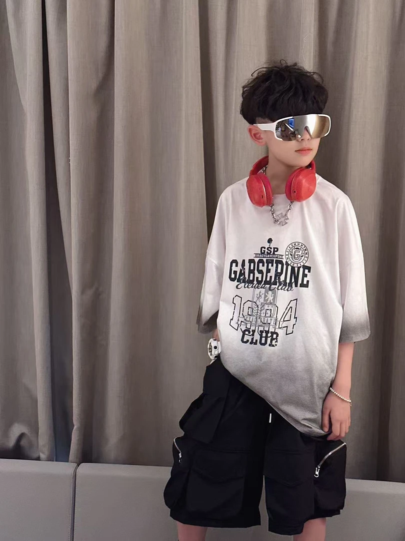 【蜡小新】【1994】儿童高街夏季圆领宽松短袖T恤 模特穿140