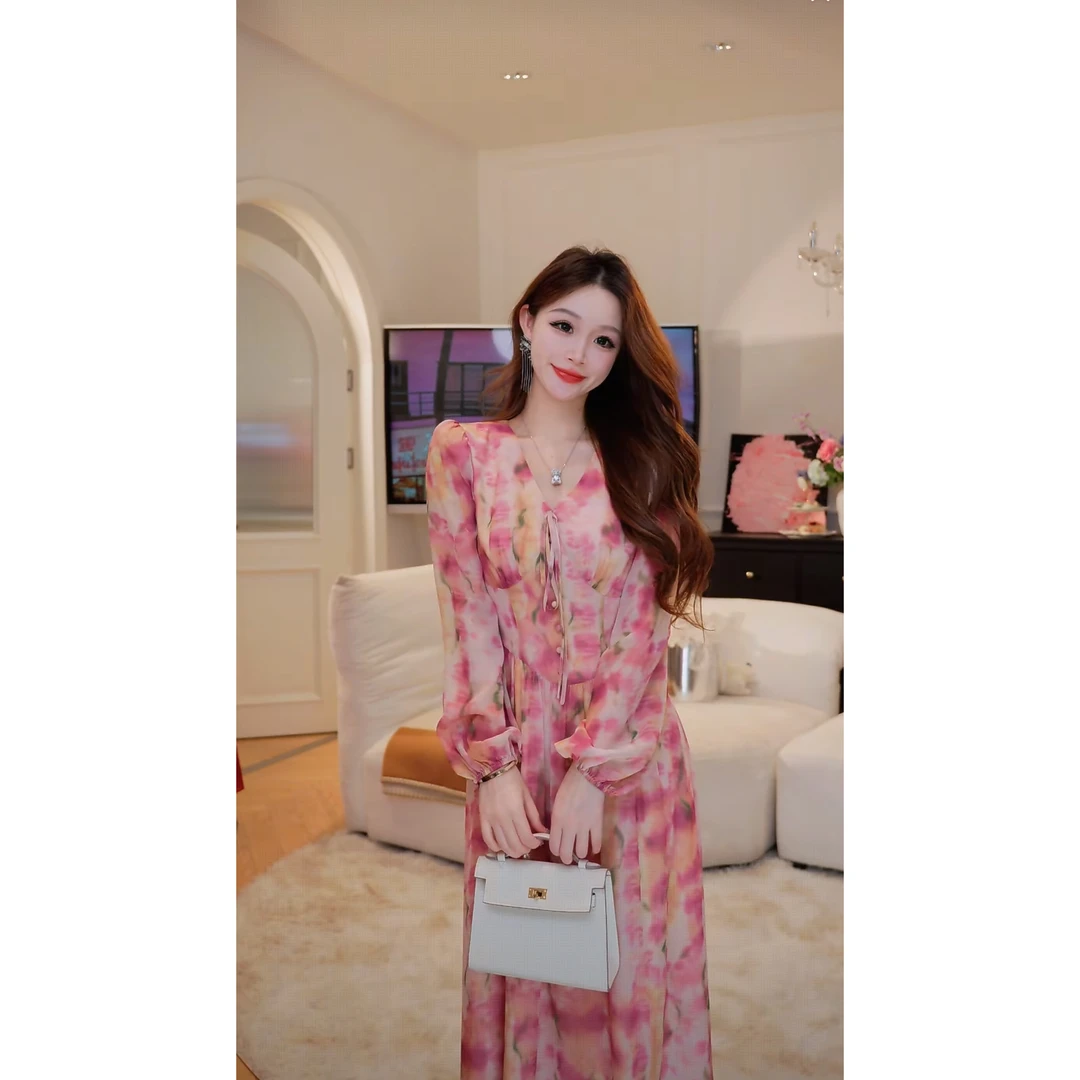 【钱丹丹】新款V领收腰连衣裙Q53LYQ3308