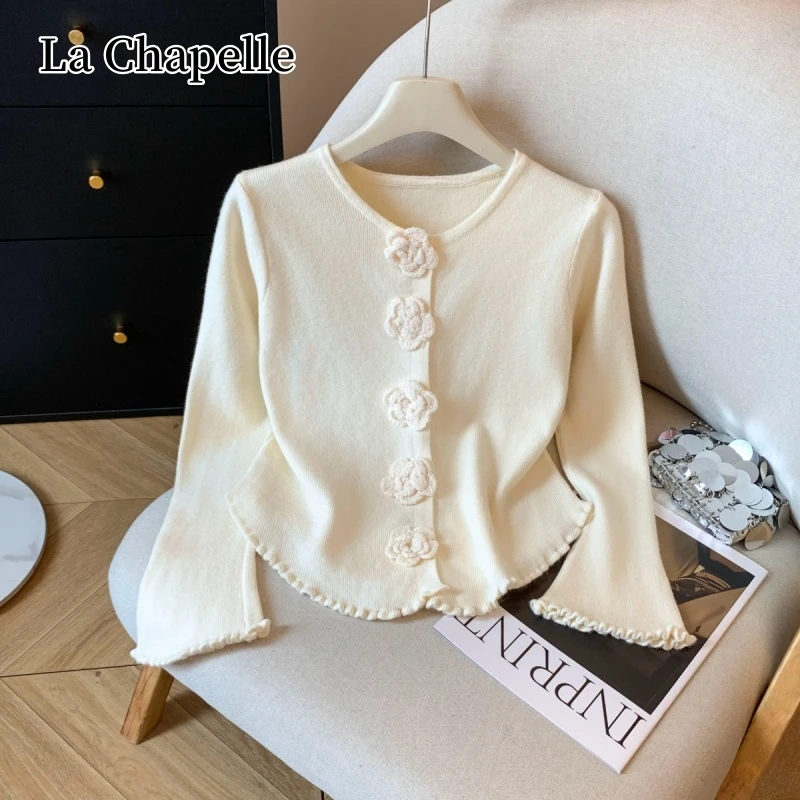 拉夏贝尔韩系秋冬设计感韩版修身喇叭袖重工花朵针织开衫毛衣女