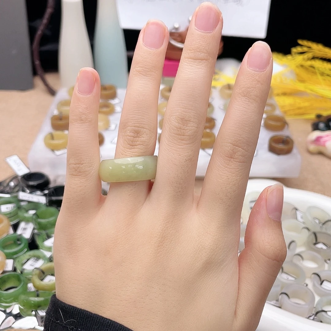 未镶嵌戒指和田玉（糖玉）x55蜂蜜水轮胎20.0不退换