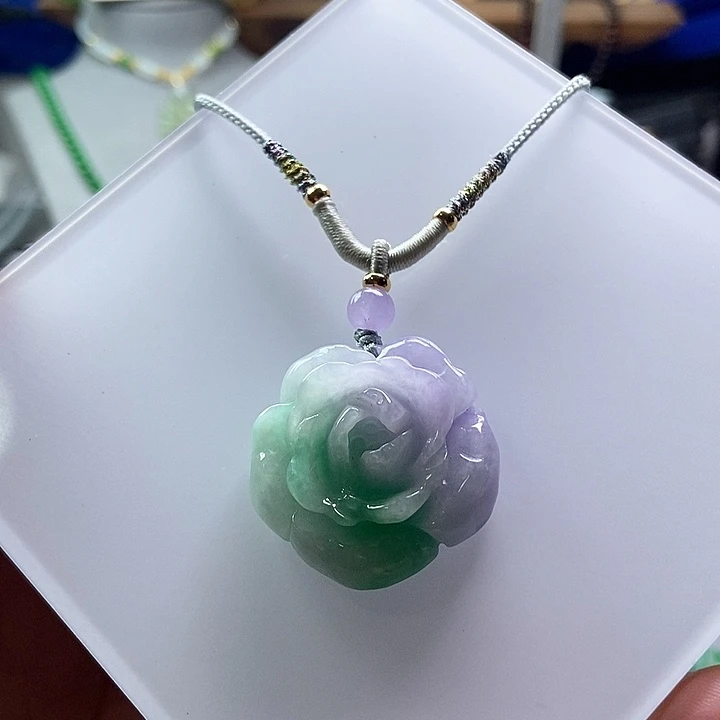 吊坠(赠链)未镶嵌翡翠