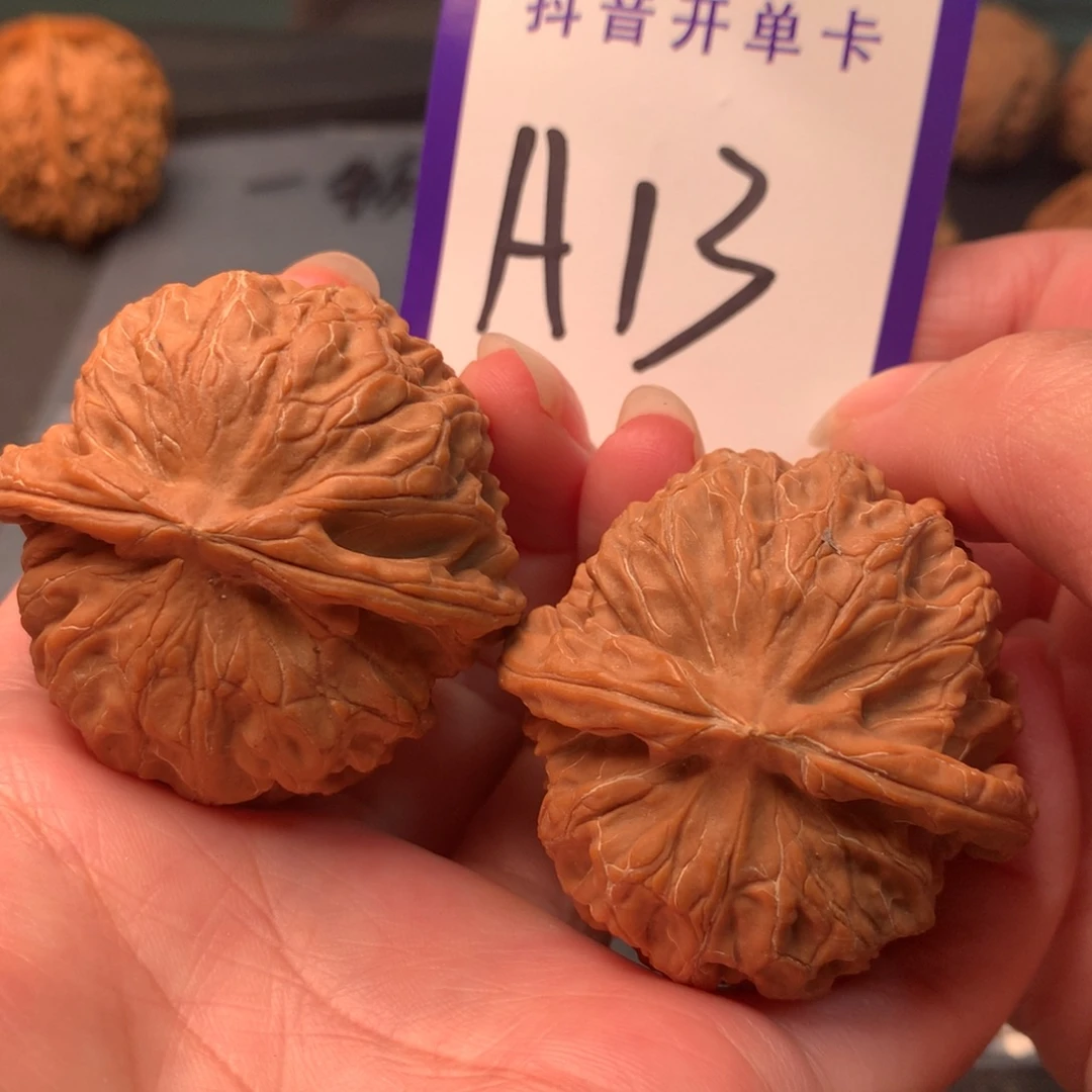 吊坠文玩核桃金麒麟
