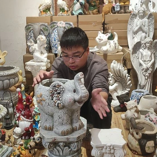 合成树脂灰色大象花盆摆件