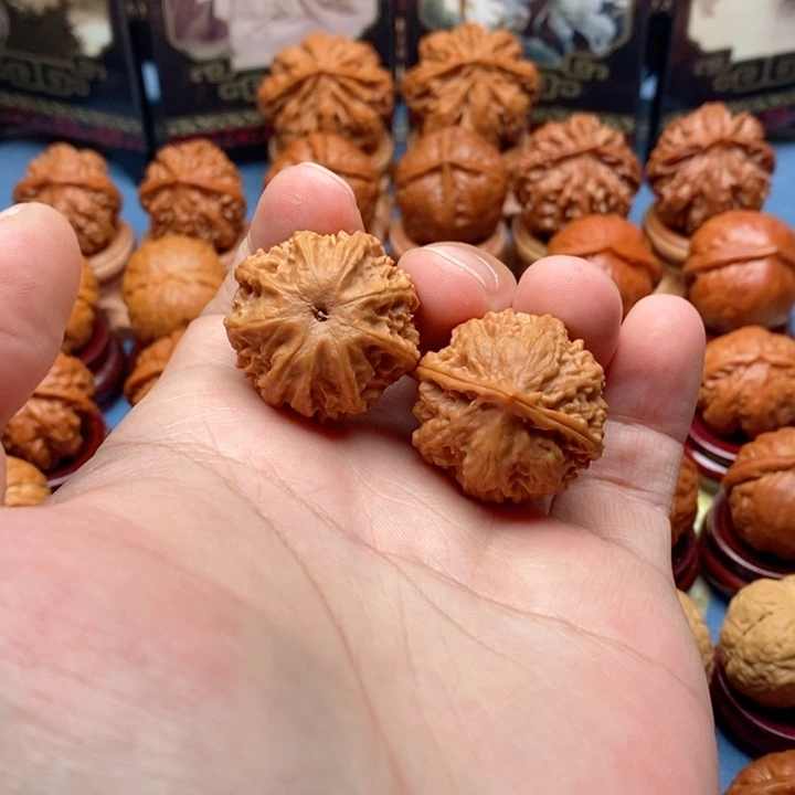 把件文玩核桃蚂蚁八棱