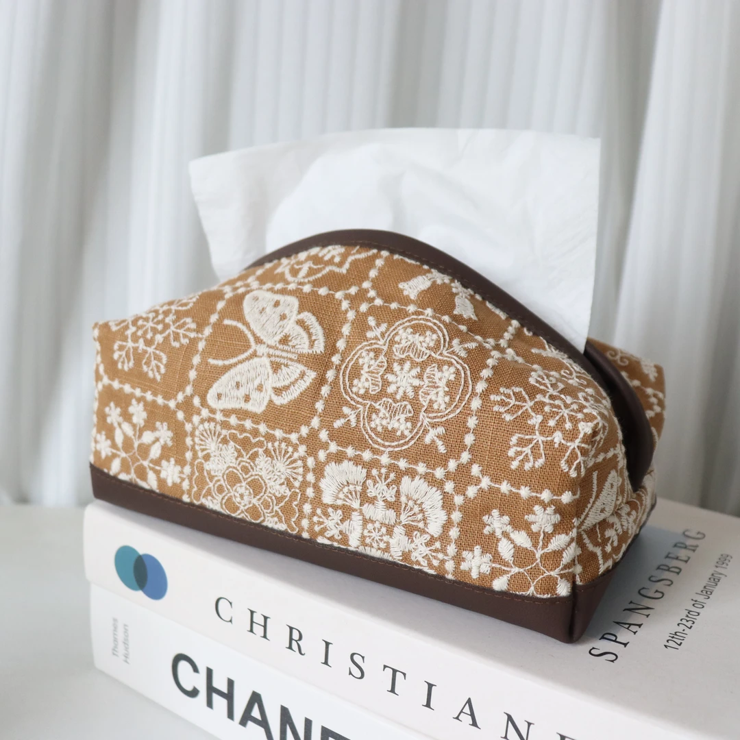 CareNest顾室 中古风高级感轻奢手工刺绣家用客厅卧室纸巾盒