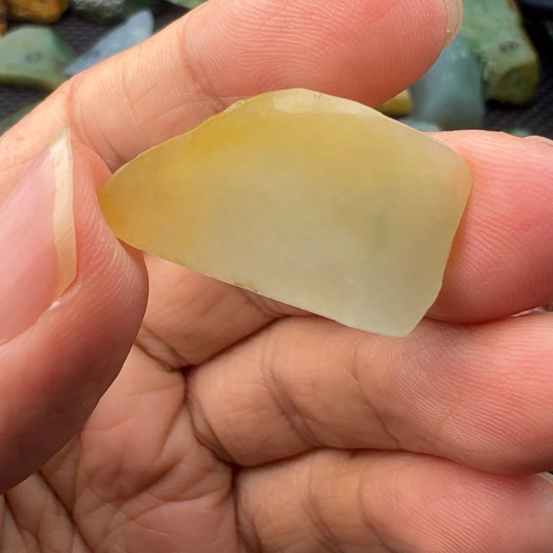 翡翠裸石缅甸翡翠