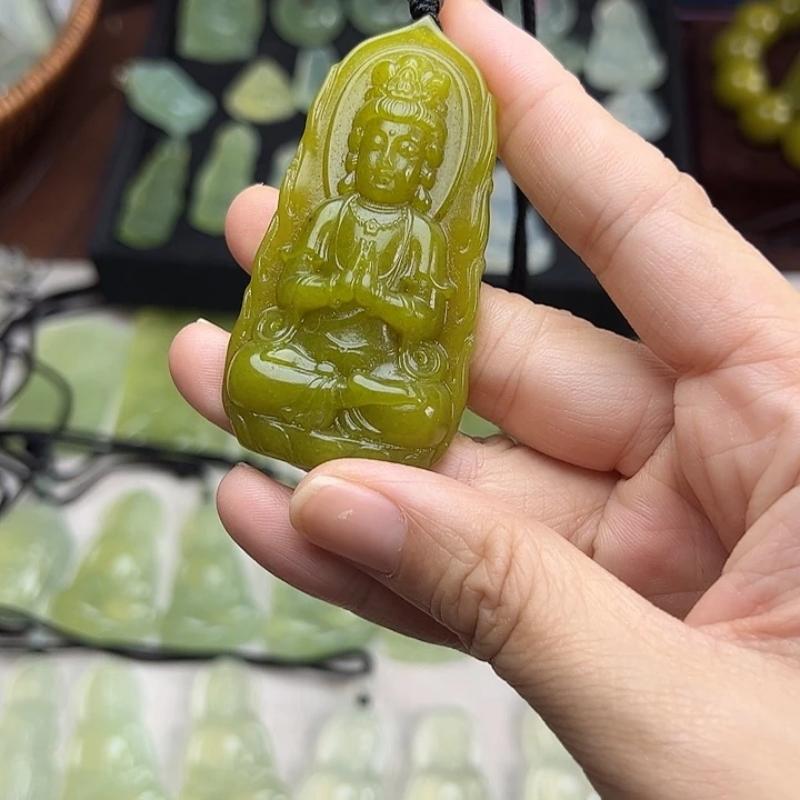 合金岫玉颈饰吊坠