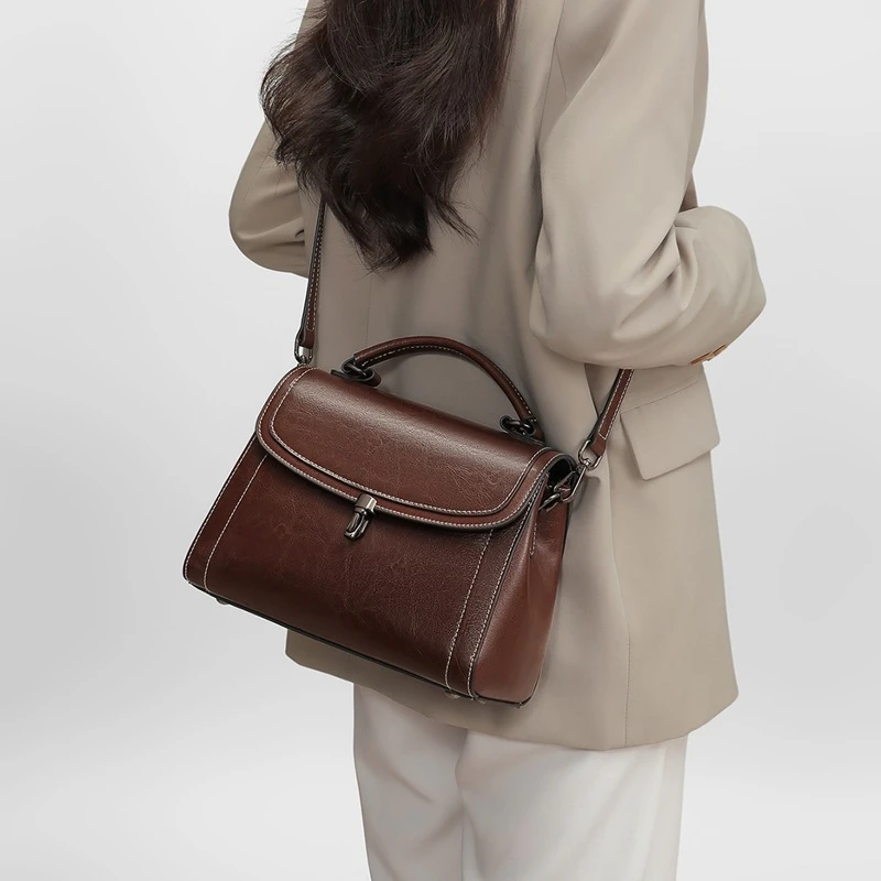 纪诗哲包包女士2025秋冬新款时尚复古轻奢百搭洋气手提单肩斜挎包