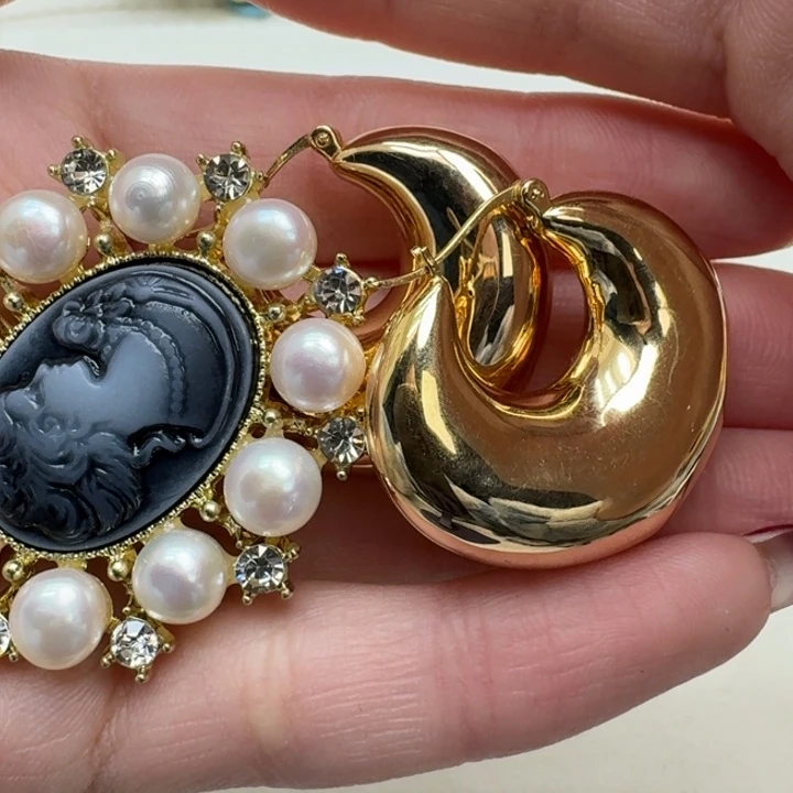 淡水珍珠耳饰未镶嵌