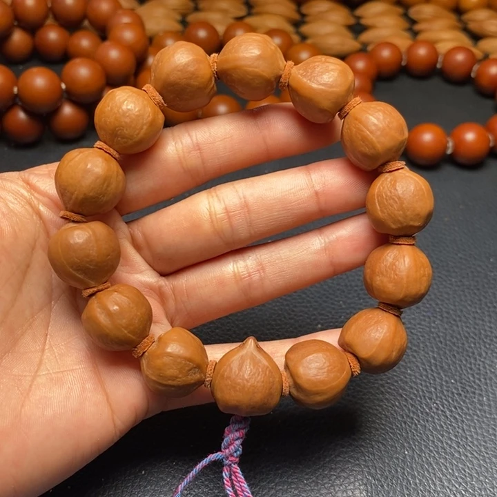 橄榄核手串1.7尺寸蜜桃 臀原皮
