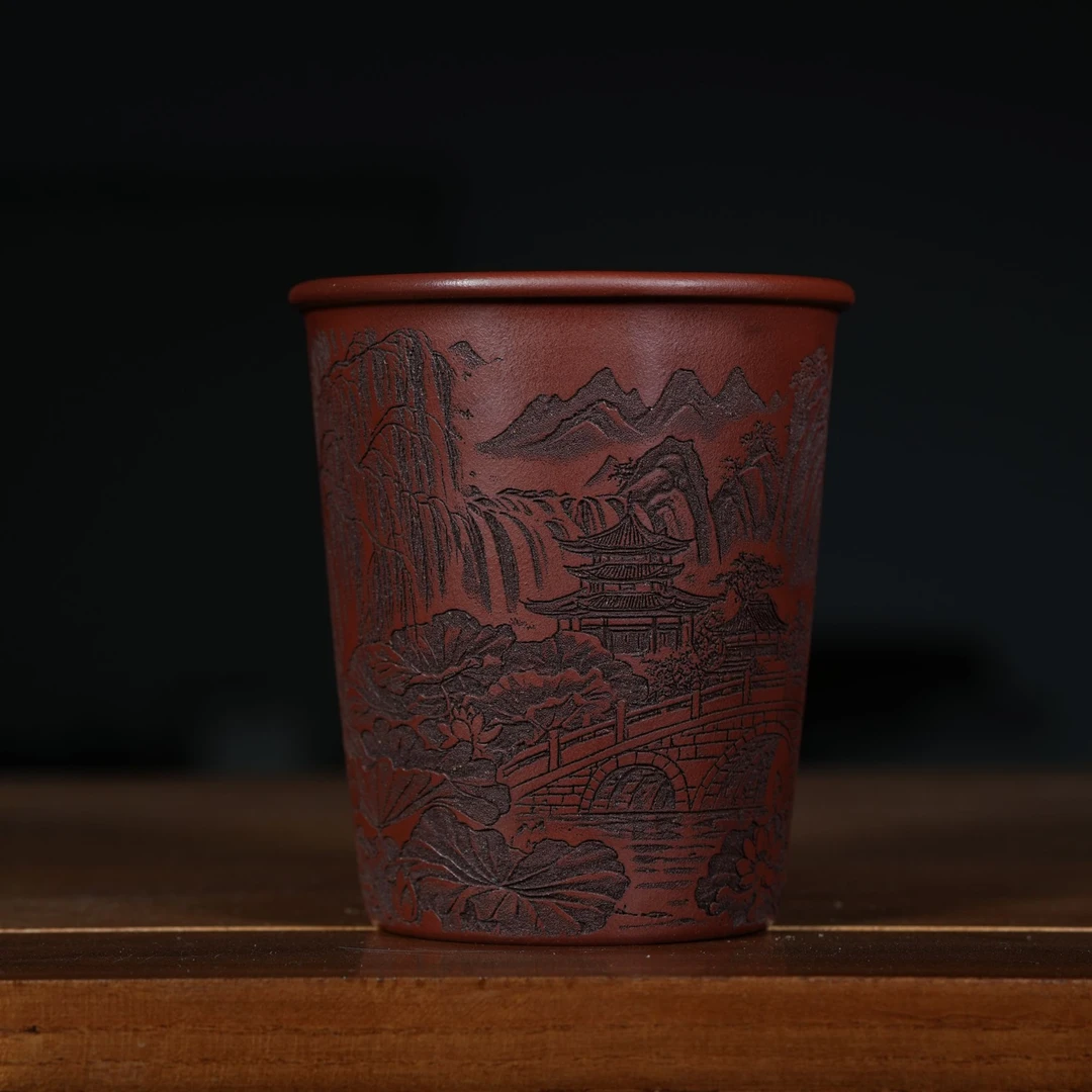 宜兴原矿龙血砂刻绘荷香幽韵紫砂手工主人杯容量150CC