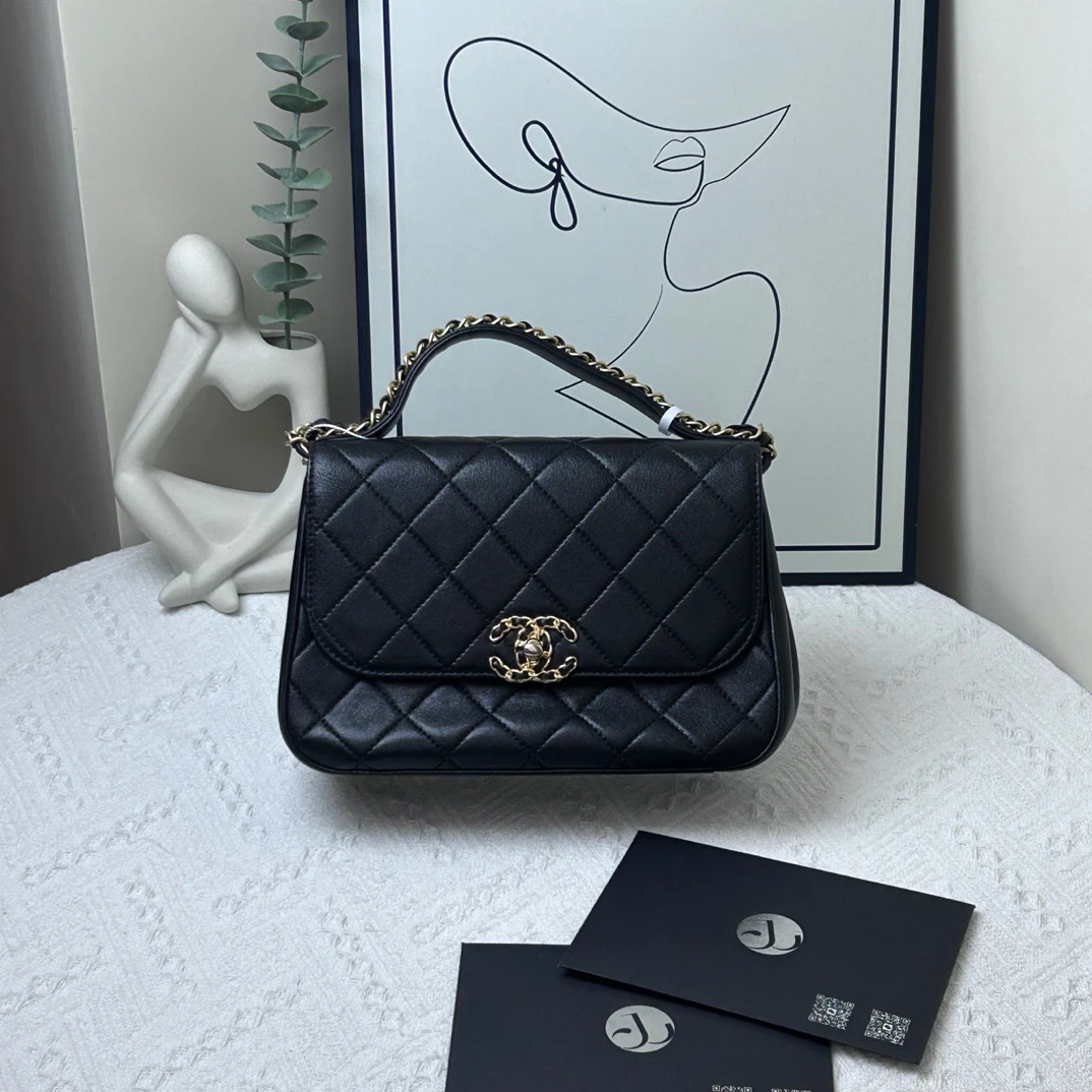 95新 Chanel/香奈儿 羊皮 19 handle黑金 28开/JW7858