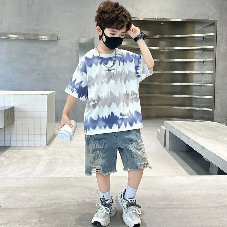 儿童夏季纯棉新款痞帅短袖2025中大童男孩男童帅气外穿T恤上衣潮