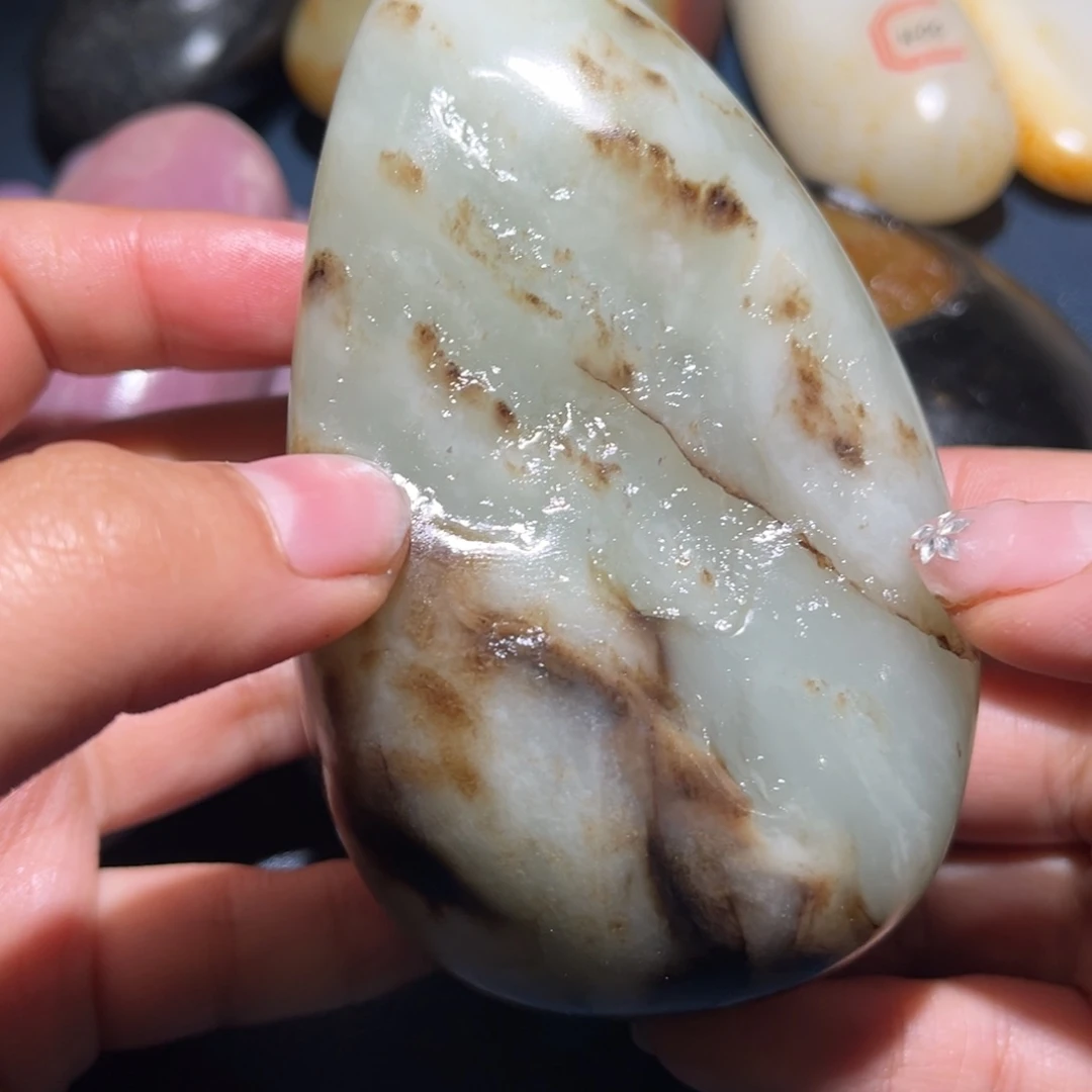 和田玉未镶嵌珠宝奇石