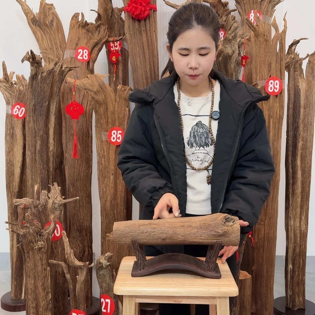 沉香碎屑沉香原材料