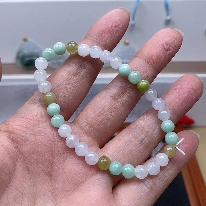 翡翠未镶嵌颈饰手串