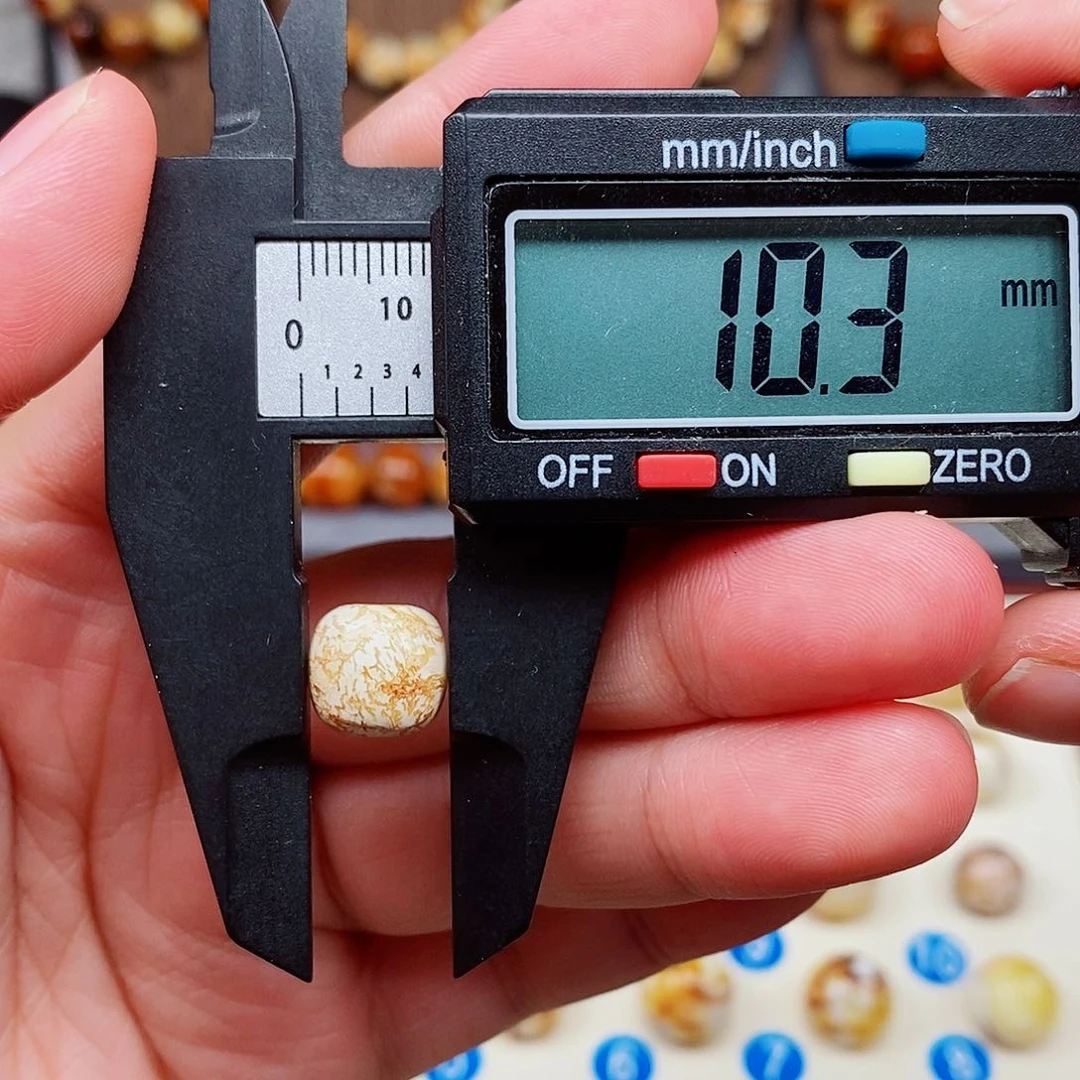 未镶嵌琥珀裸石蜜蜡