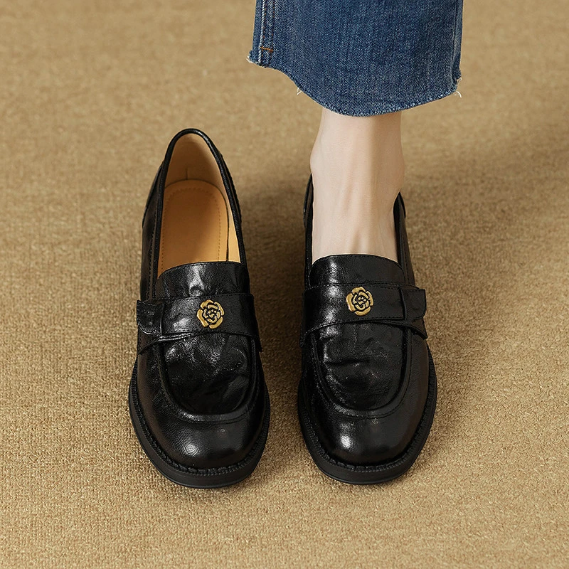 老钱风山茶花复古真皮山软底小皮鞋女时尚通勤圆头显腿长乐福鞋