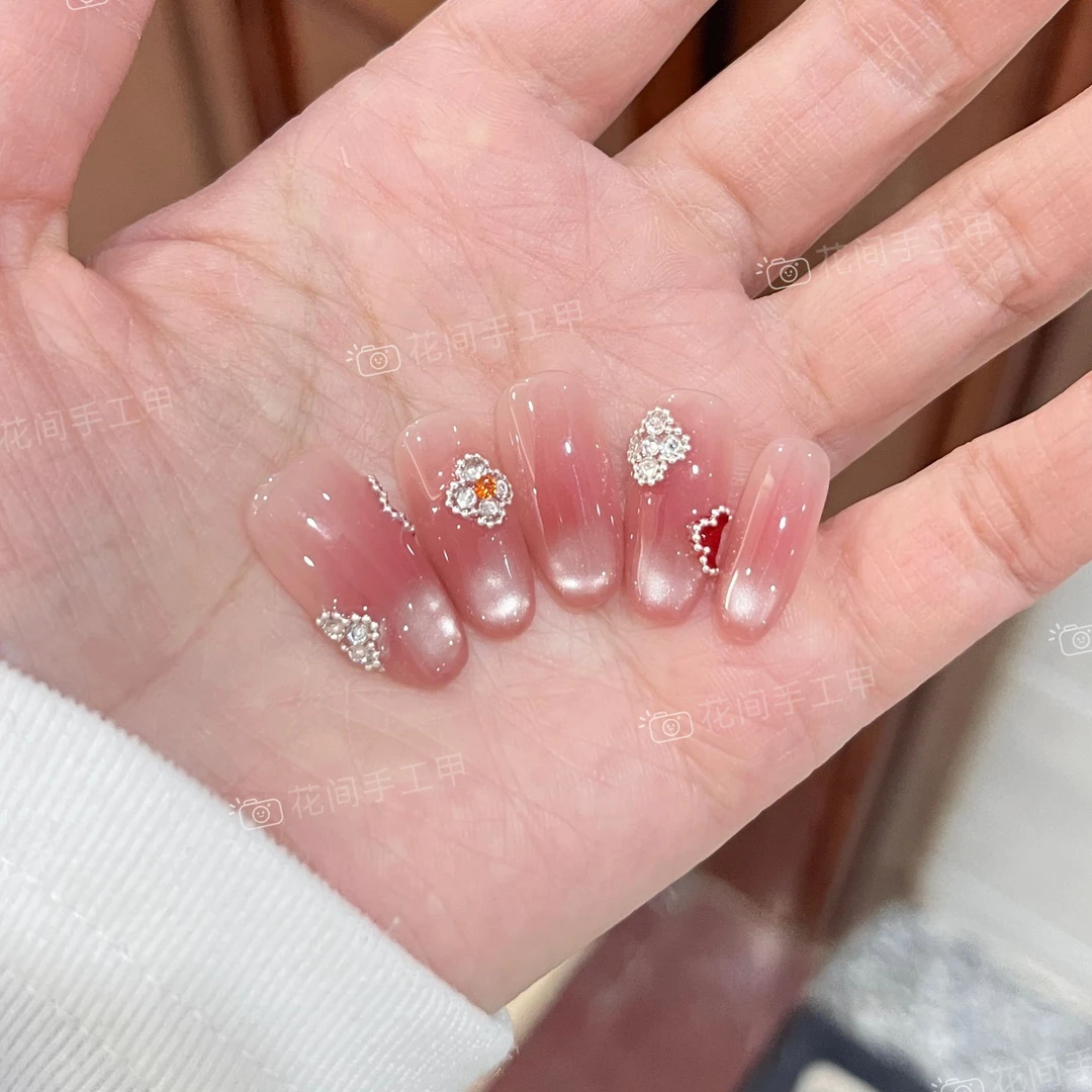 【梵克雅】花间 四叶草显白深腮红猫眼新年战甲手工穿戴甲10片