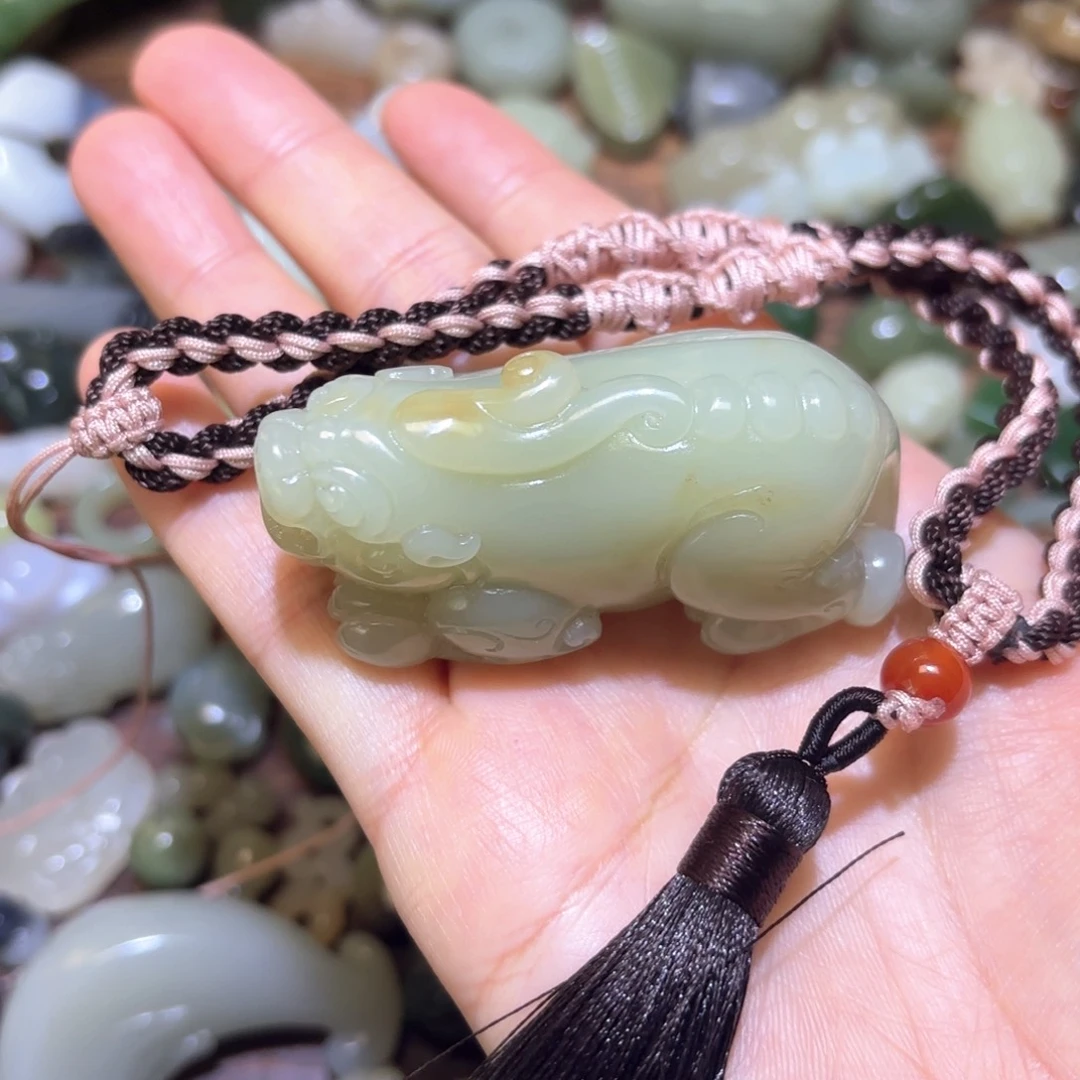 和田玉未镶嵌珠宝半成品