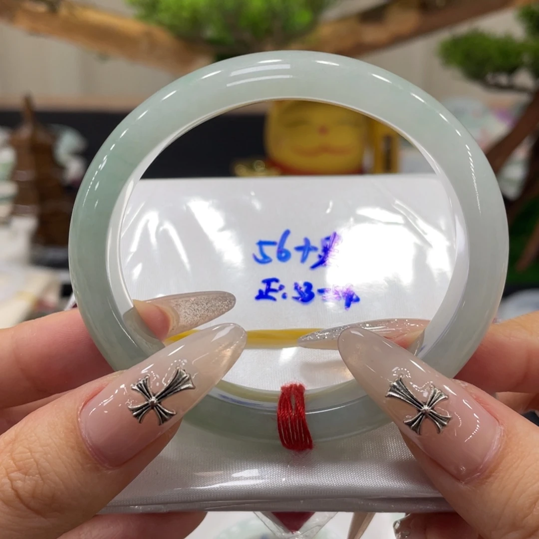 未镶嵌手镯翡翠翡翠