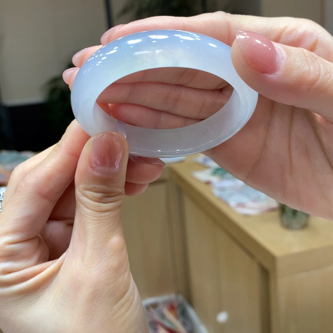 未镶嵌手镯翡翠不退不换