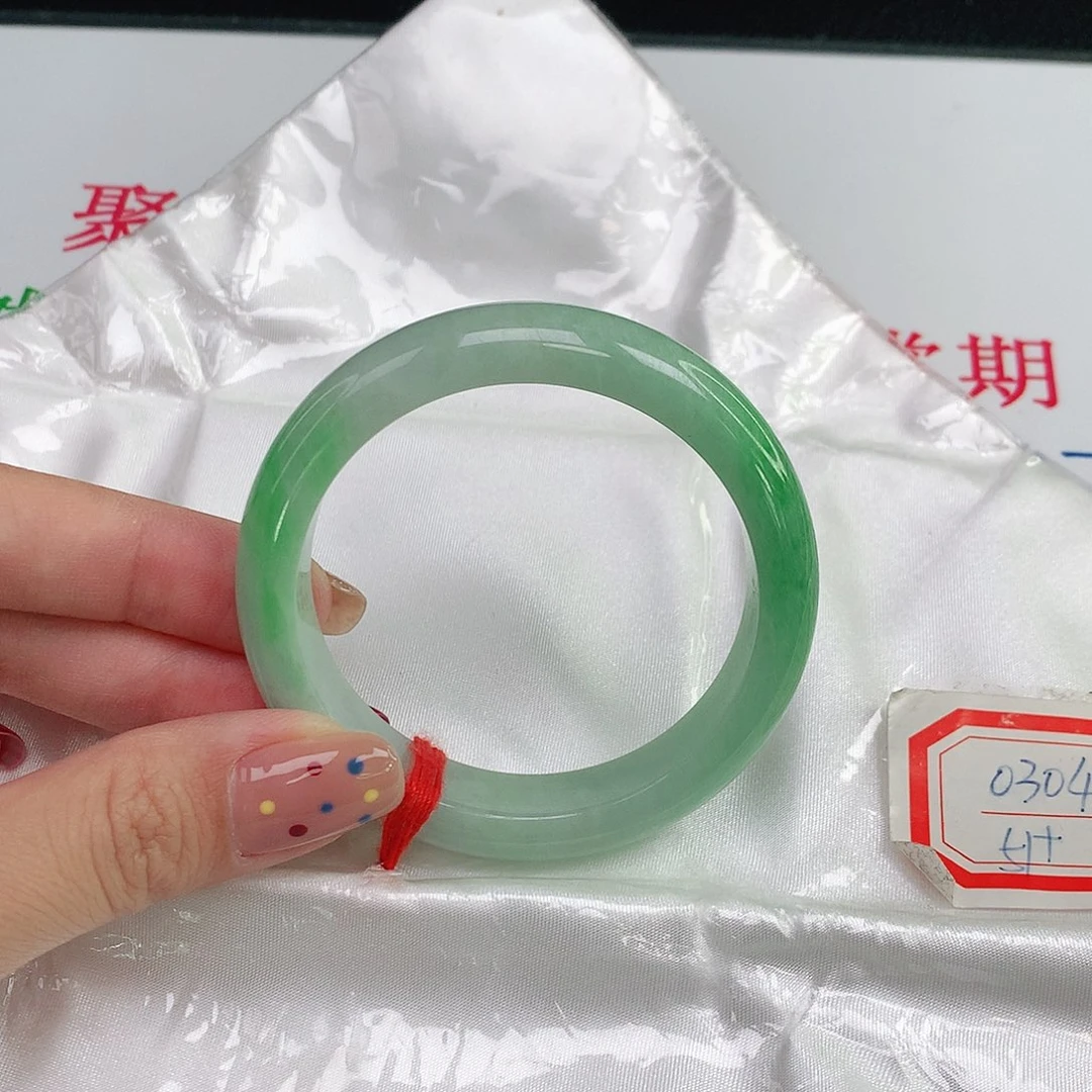 未镶嵌手镯翡翠441