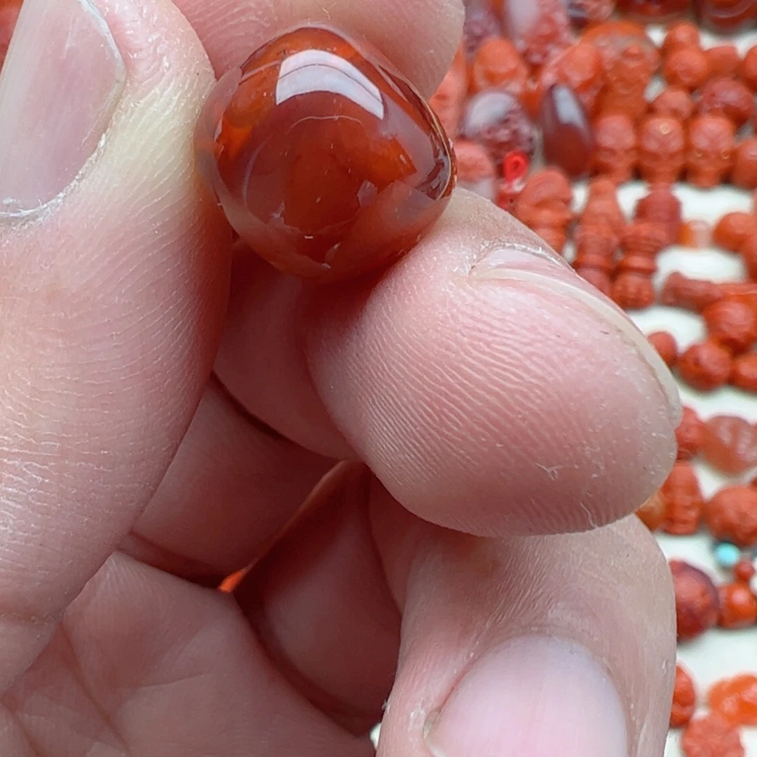 南红玛瑙配饰未镶嵌