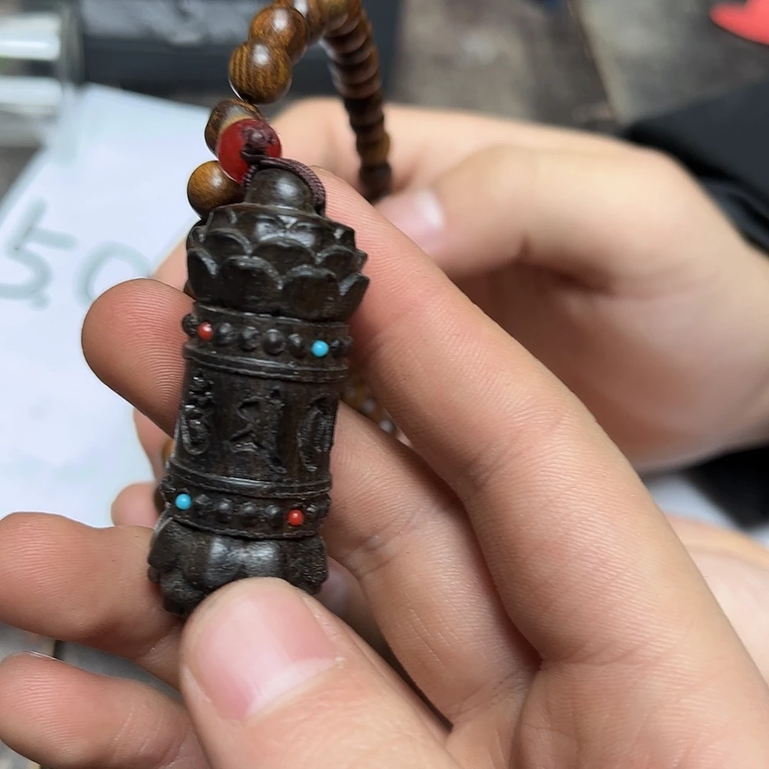 大叶紫檀（黑酸枝木类）