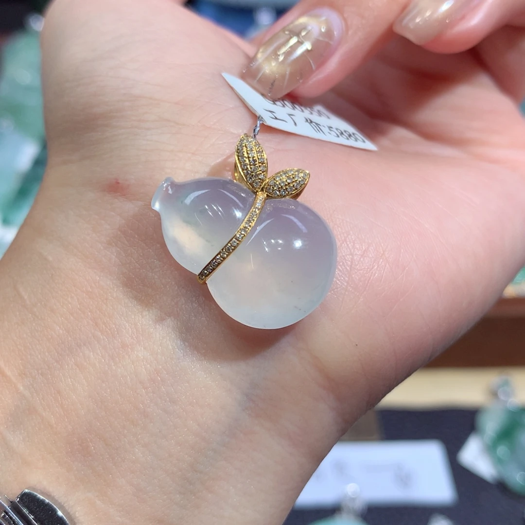 吊坠(不含链)18K金镶嵌翡翠