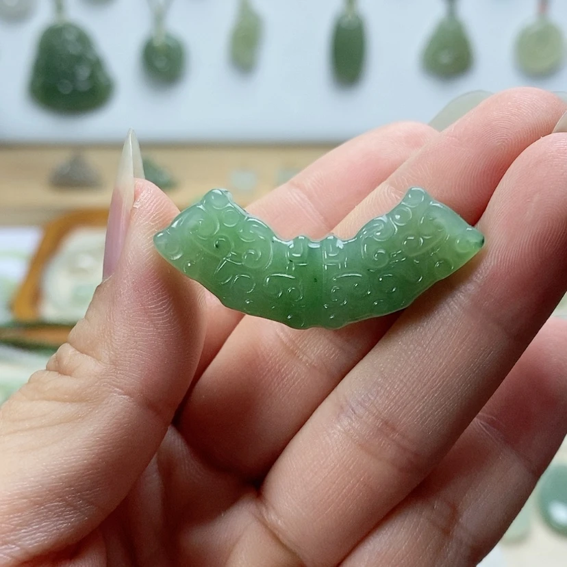 【闪购商品】颈饰未镶嵌和田玉