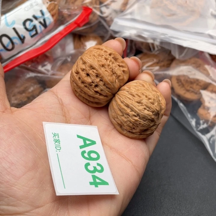 文玩核桃吊坠核桃