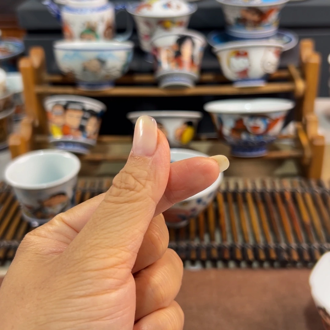 景德镇陶瓷手工手绘