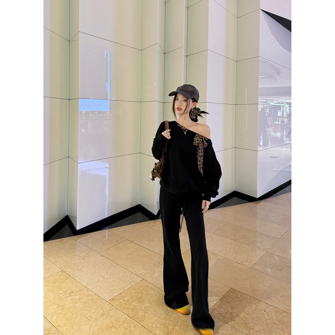 秋季豹纹系带设计感露肩圆领长袖卫衣女微喇长裤套装