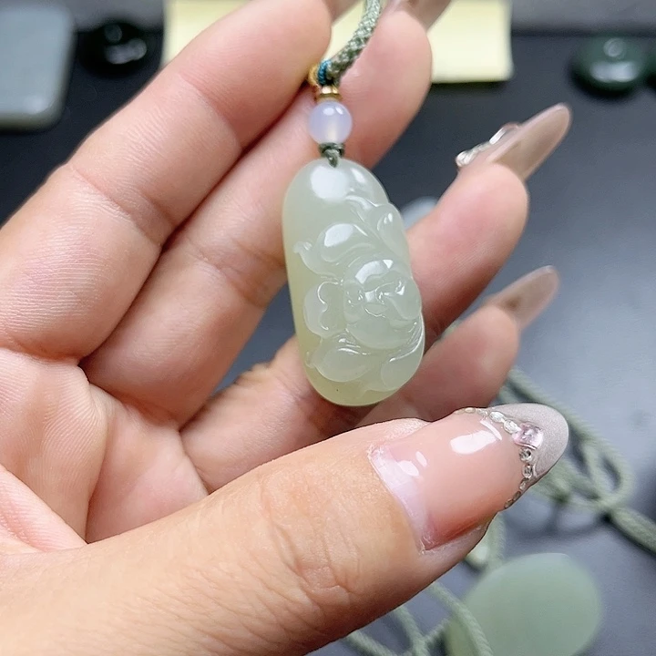 【闪购商品】和田玉未镶嵌颈饰?****?