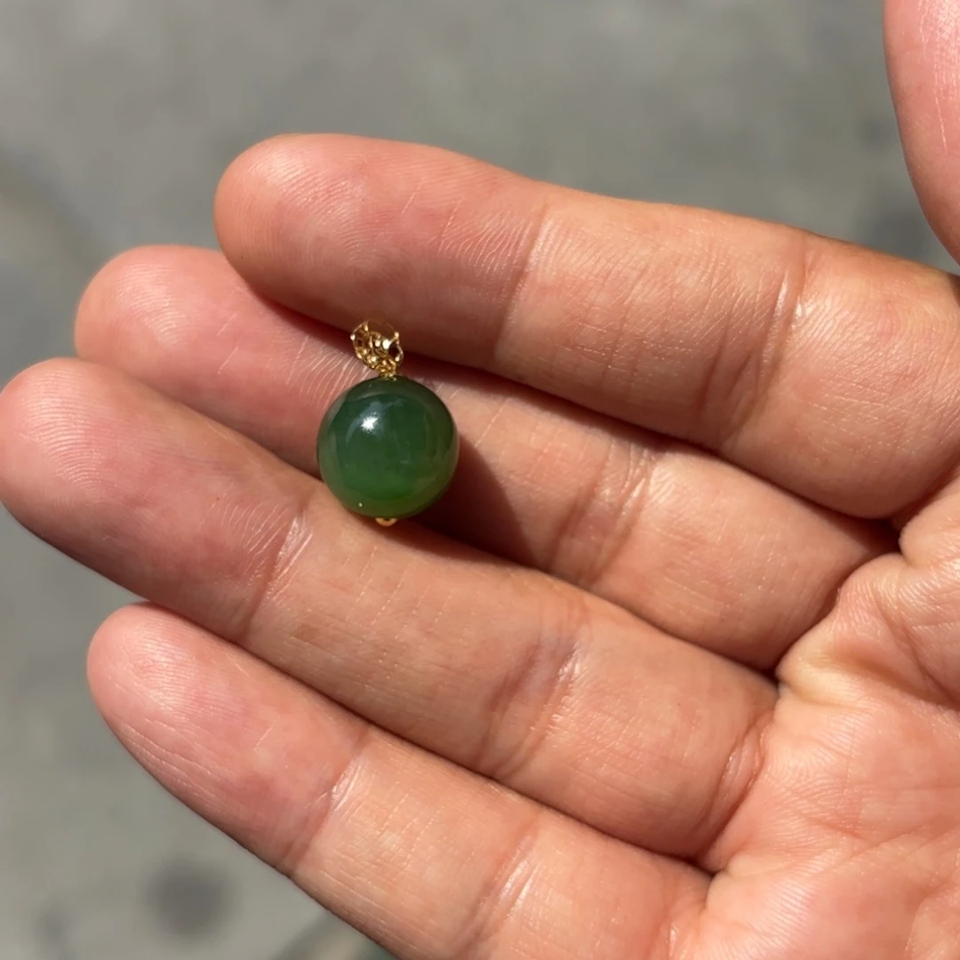 和田玉（碧玉）18K金镶嵌颈饰单珠卡12