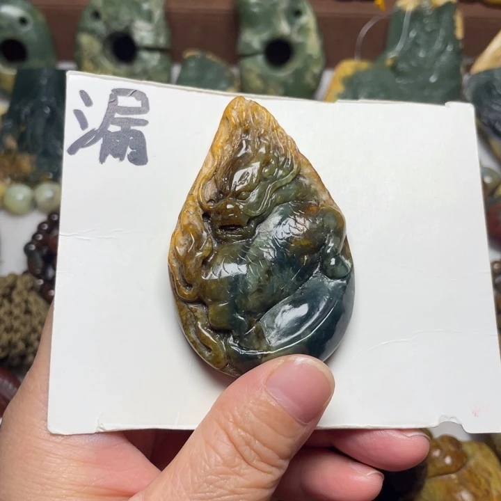 岫岩河磨玉（透闪石质玉）未镶嵌颈饰