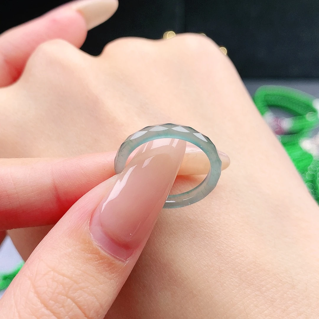 翡翠未镶嵌手链戒指