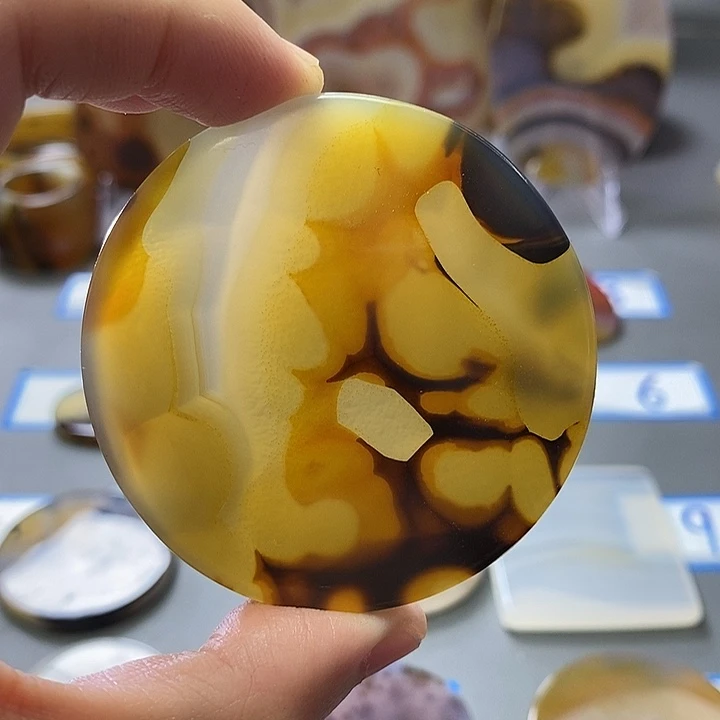 玛瑙/玉髓未镶嵌珠宝半成品57