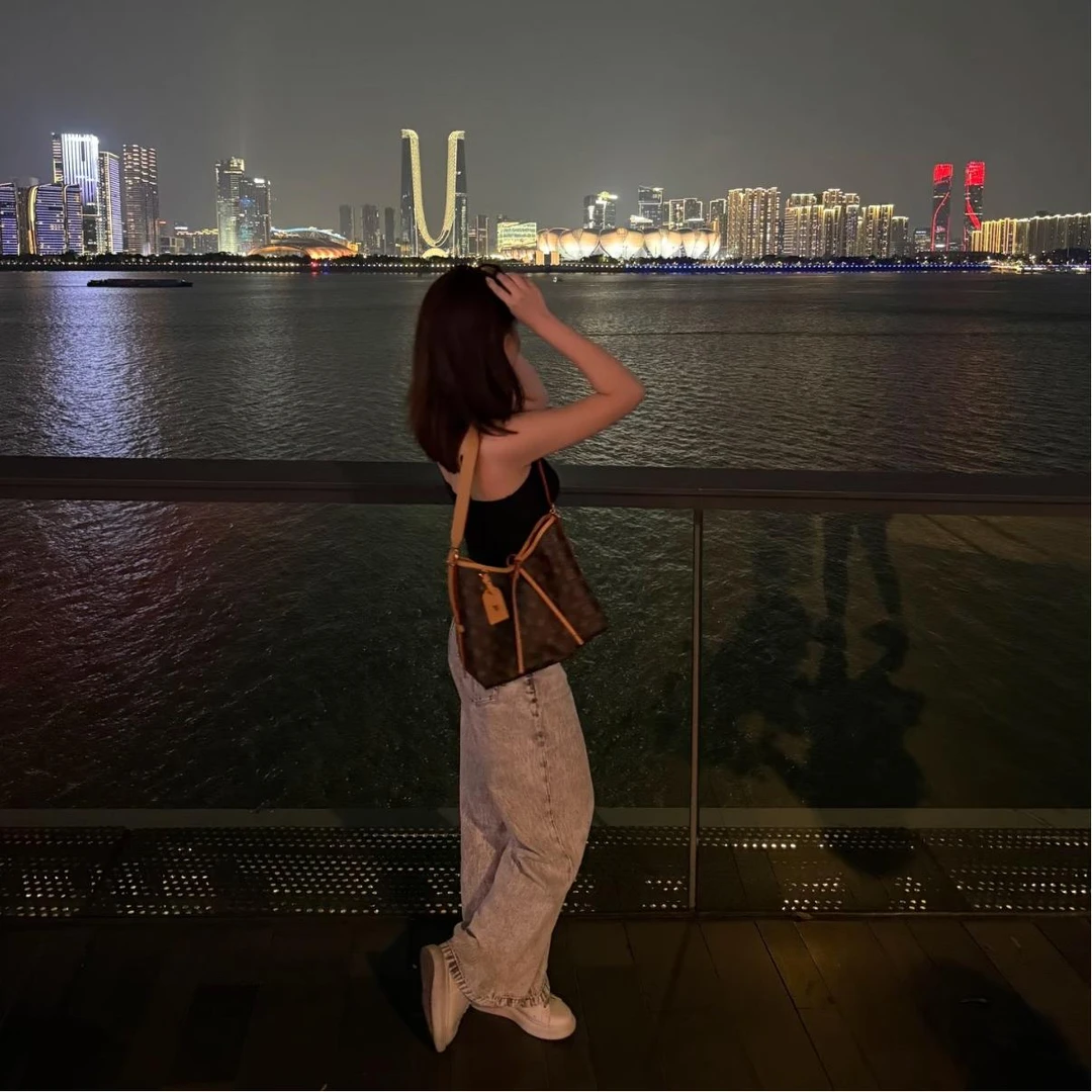 经典时尚女士包包