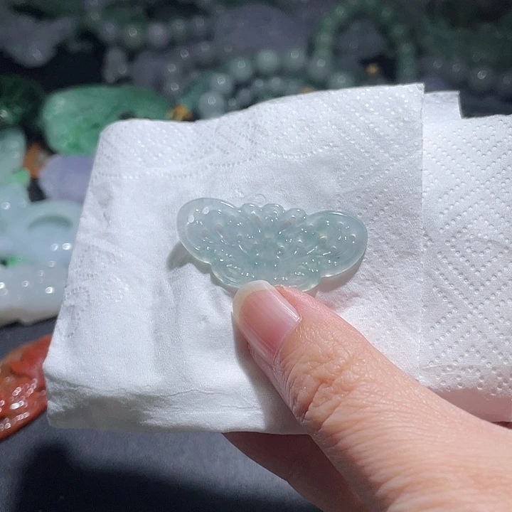 颈饰未镶嵌翡翠天