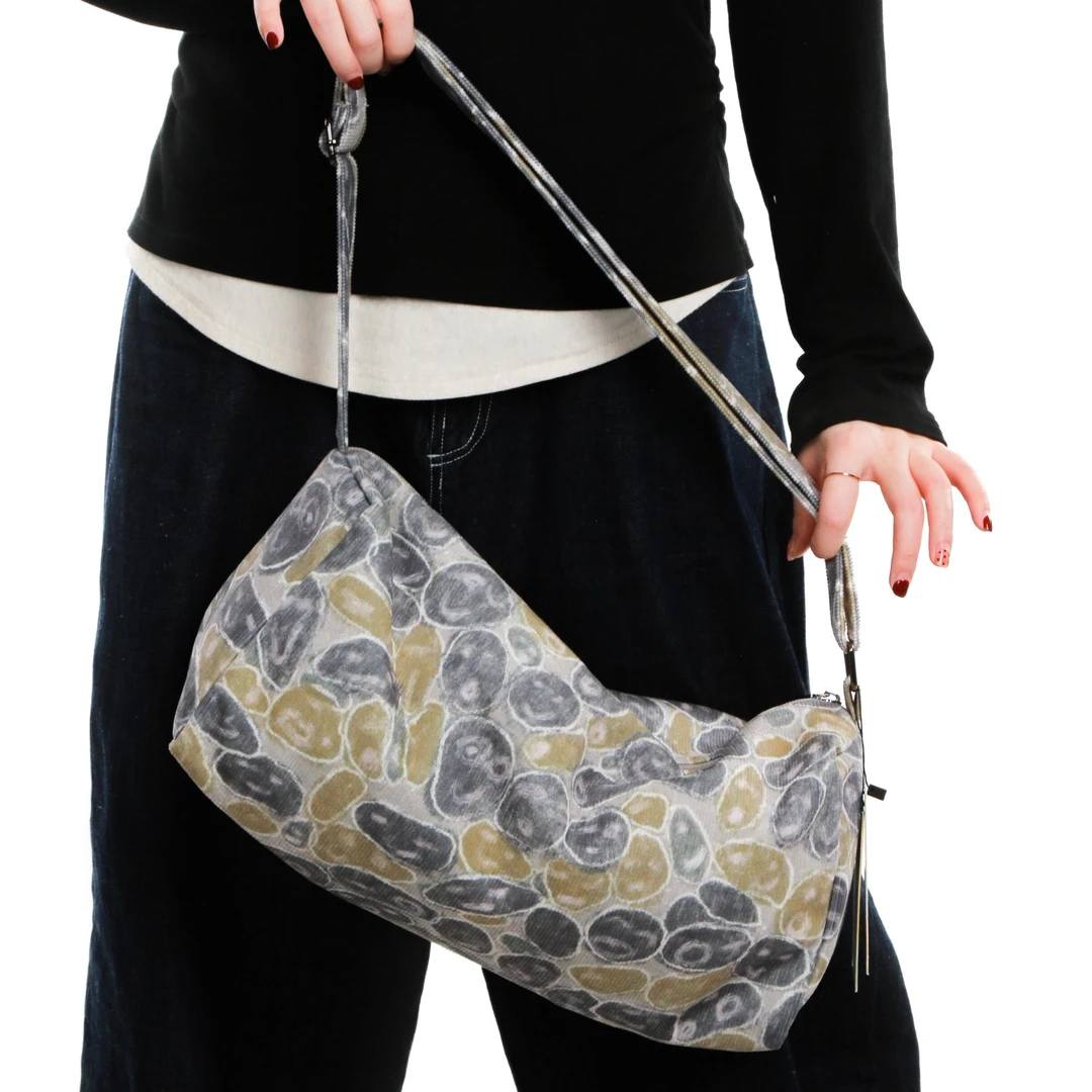 无则艺【枕头包】印花休闲时尚轻便单肩百搭户外潮流便携环保枕头包