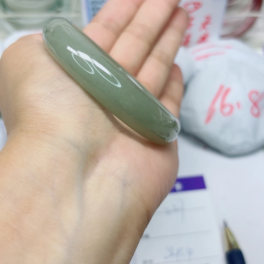 石英质玉未镶嵌手镯227/5453
