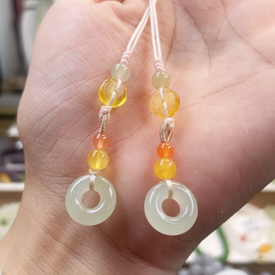 未镶嵌手链和田玉多样性发一