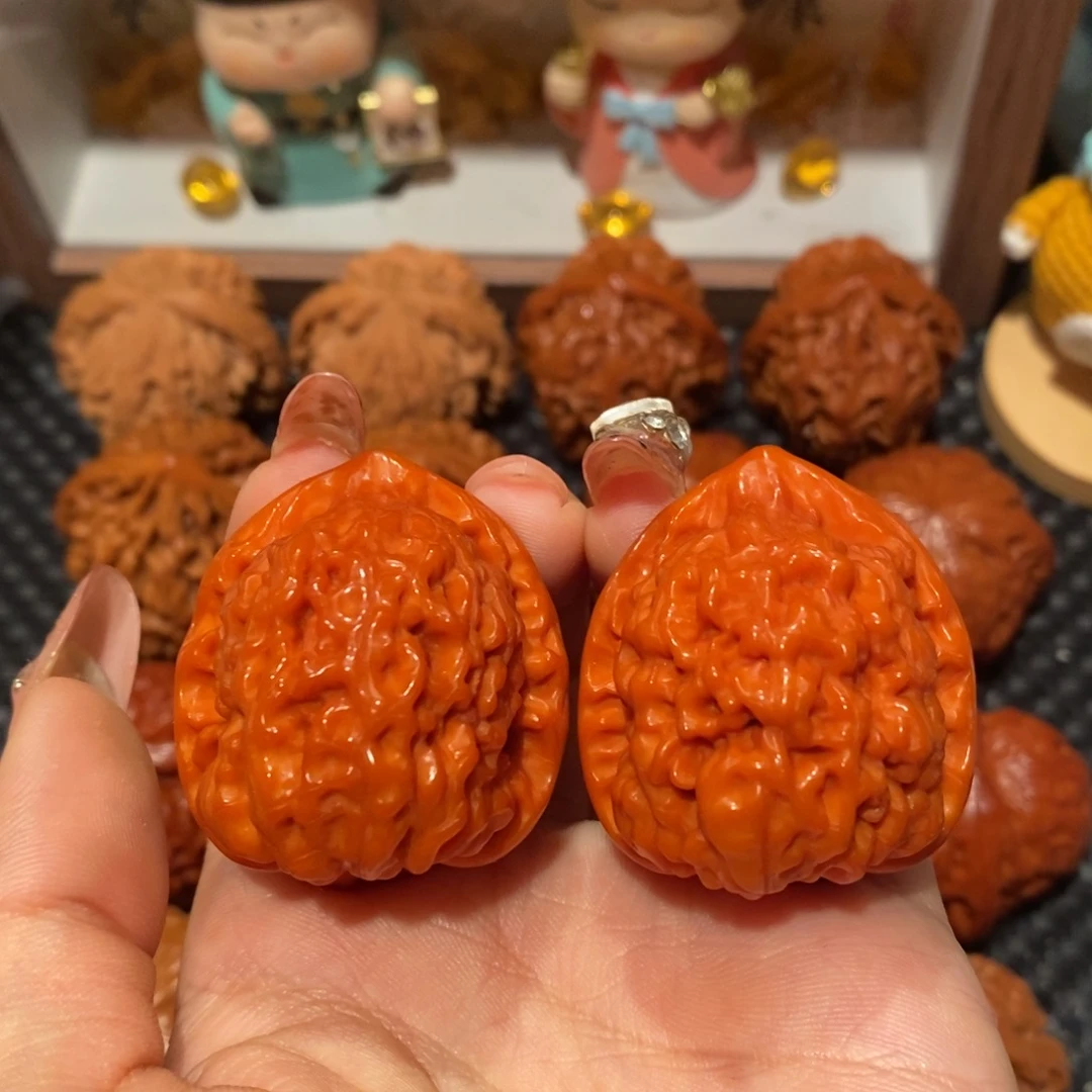 桃核吊坠35.2玉化官帽，0964