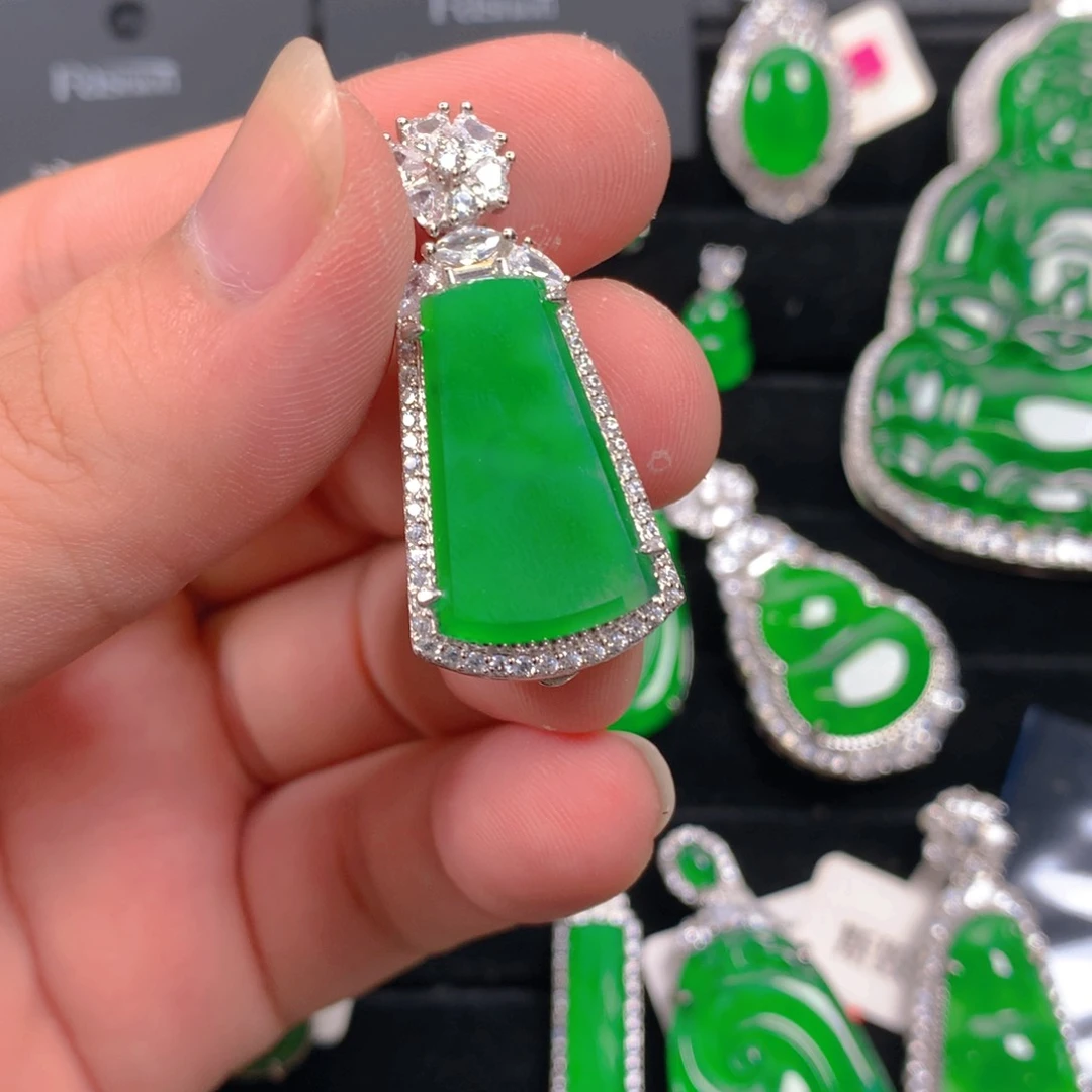 翡翠银S925镶嵌颈饰✨****✨无事牌