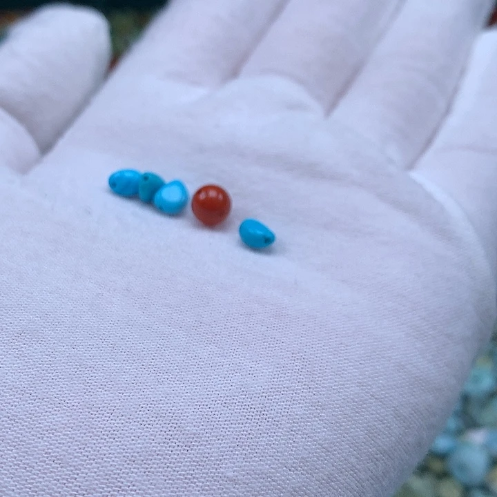 麟***℃南红玛瑙未镶嵌珠宝奇石
